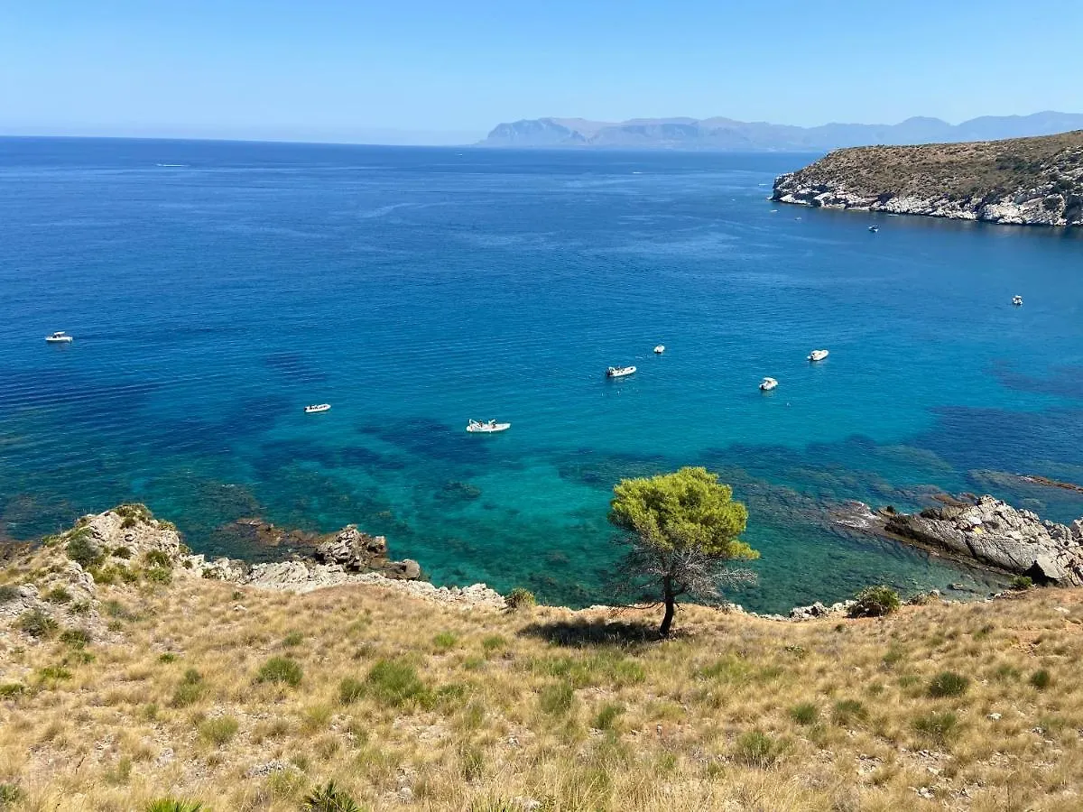 Villa Eloisa Alcamo Marina 0*,