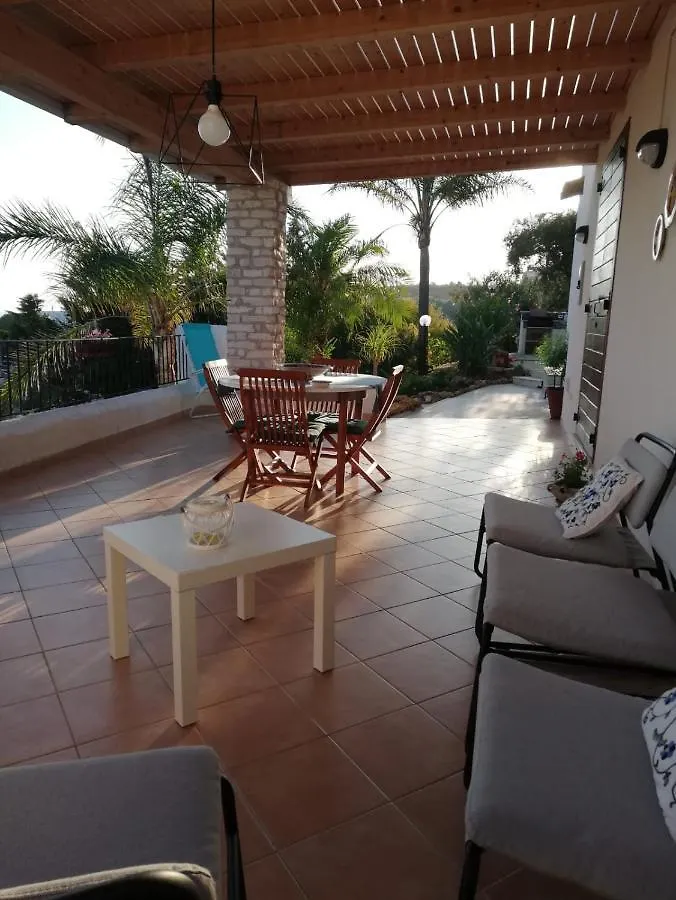 Villa Eloisa Alcamo Marina Italien