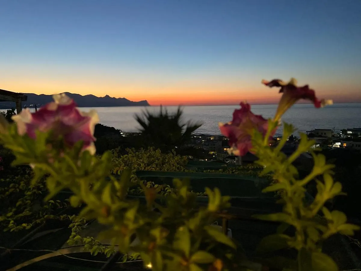 Semesterbostad Villa Eloisa Alcamo Marina