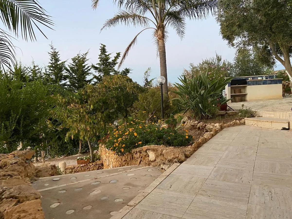 Villa Eloisa Alcamo Marina 0*,  Italien
