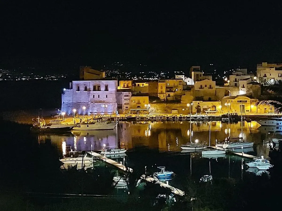 Villa Eloisa Alcamo Marina Italien